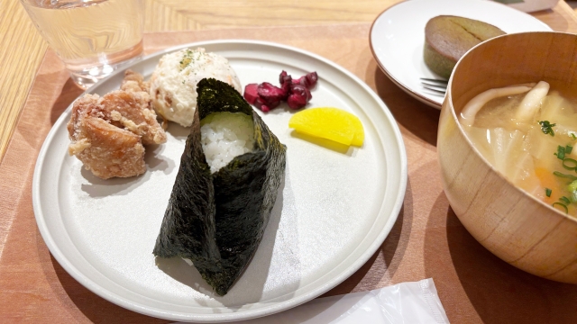 おにぎり